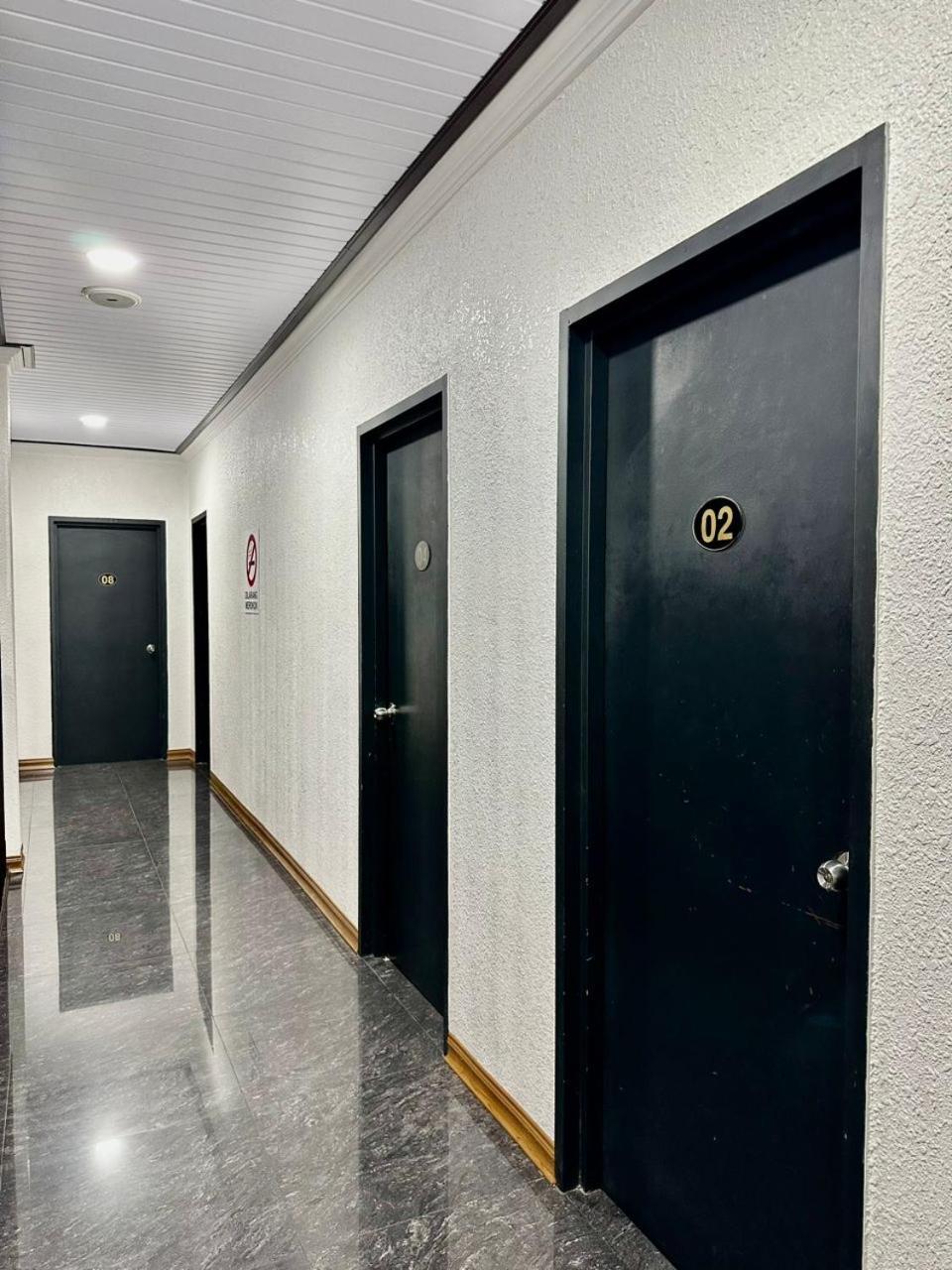 Kangar Hotel Sdn Bhd Extérieur photo